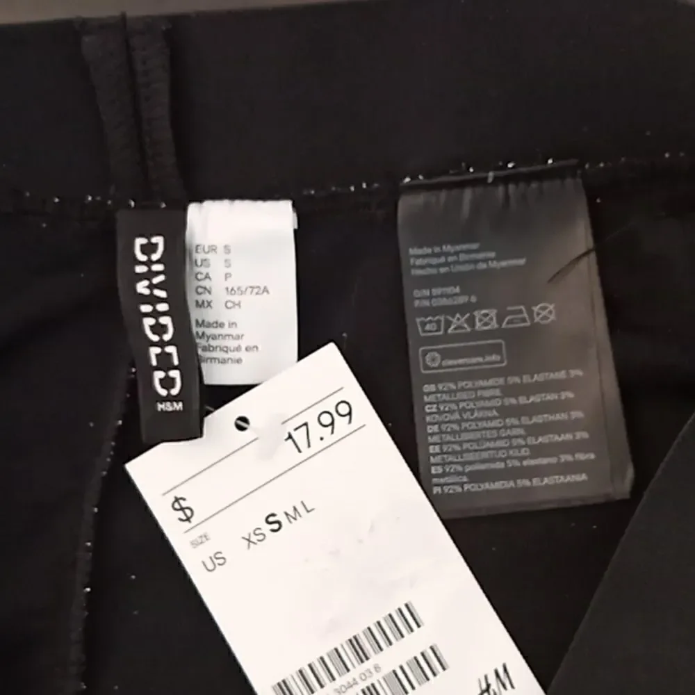 H&M mini skirt size small
